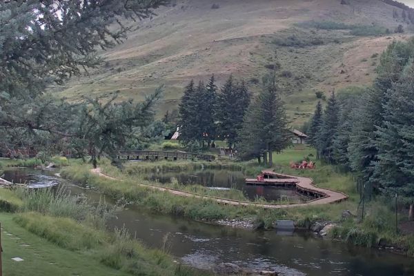 Rustic Inn Creekside Resort - Jackson, WY